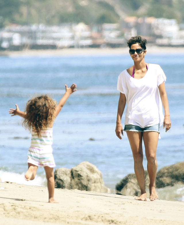 Halle Berry's Malibu Beach Home playing with daughter
