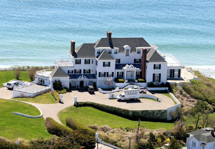 Celebrity Homes amazing mansions of celebrities under 30_Taylor Swift