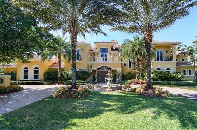 Celebrity Homes Jason Taylor is selling his Miami Mansion (2)